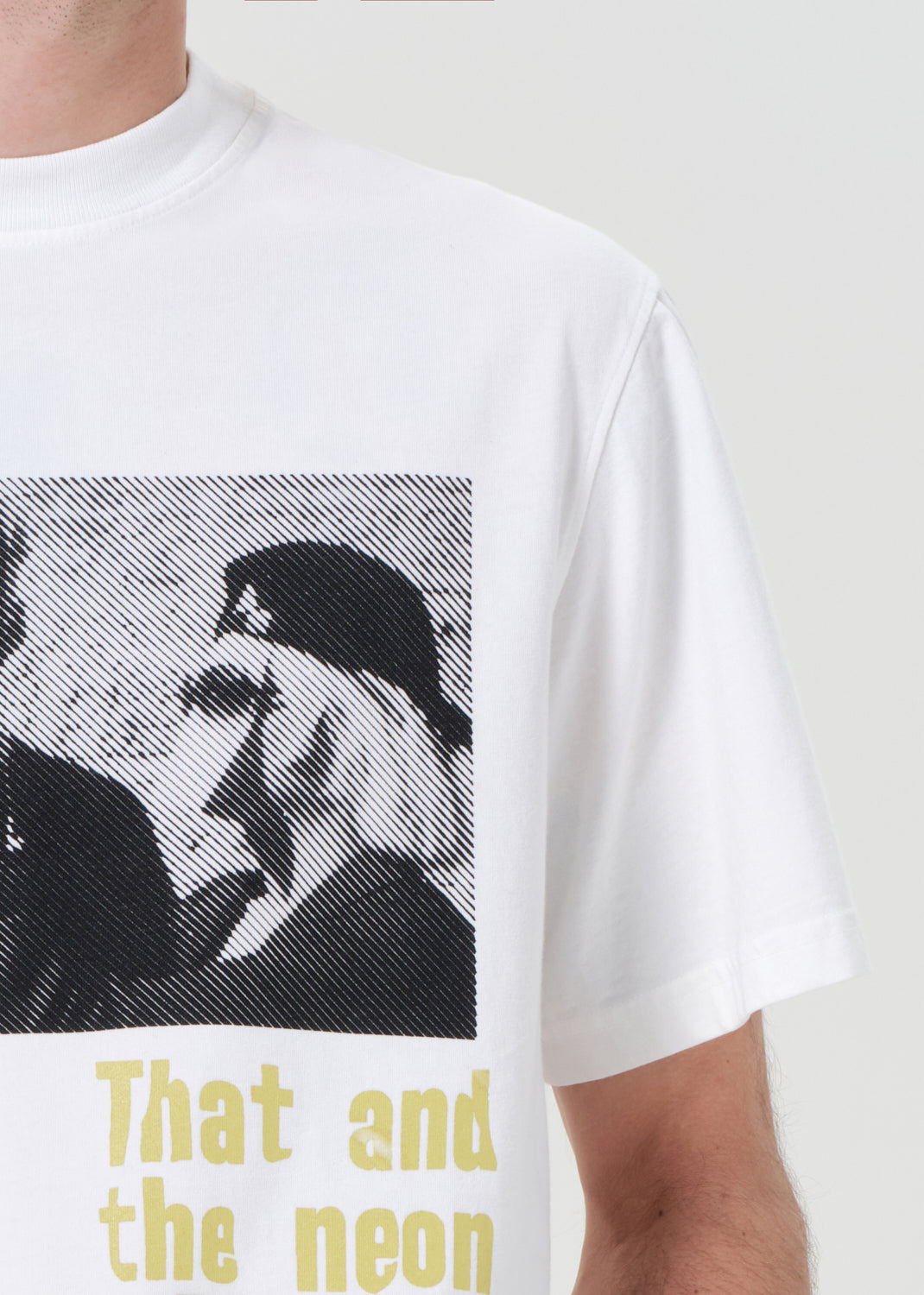 Agolde / Rsvp Short Sleeve Mock Neck Graphic in Soft White