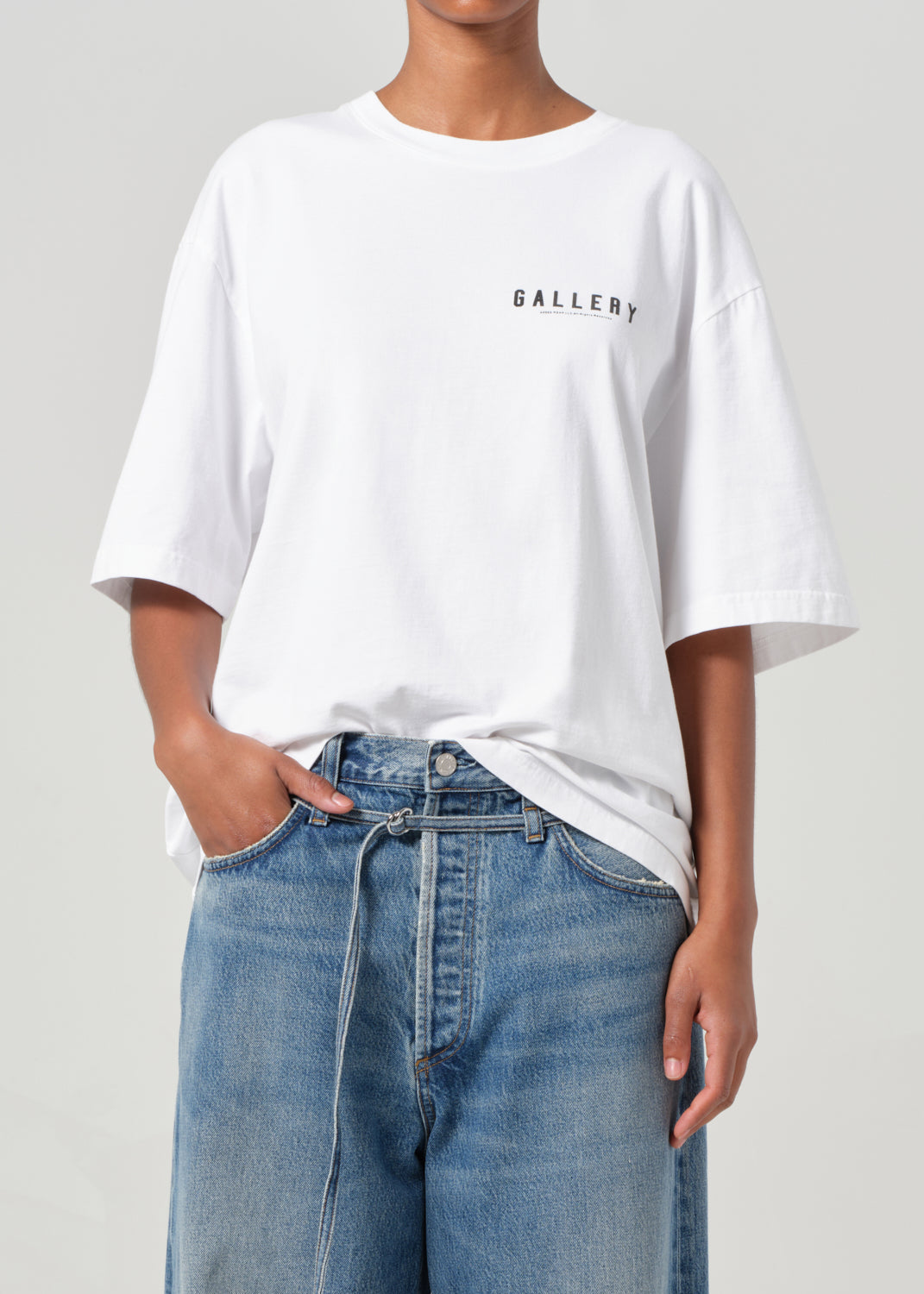 RSVP / AGOLDE Gallery S/S Tee in White / Black