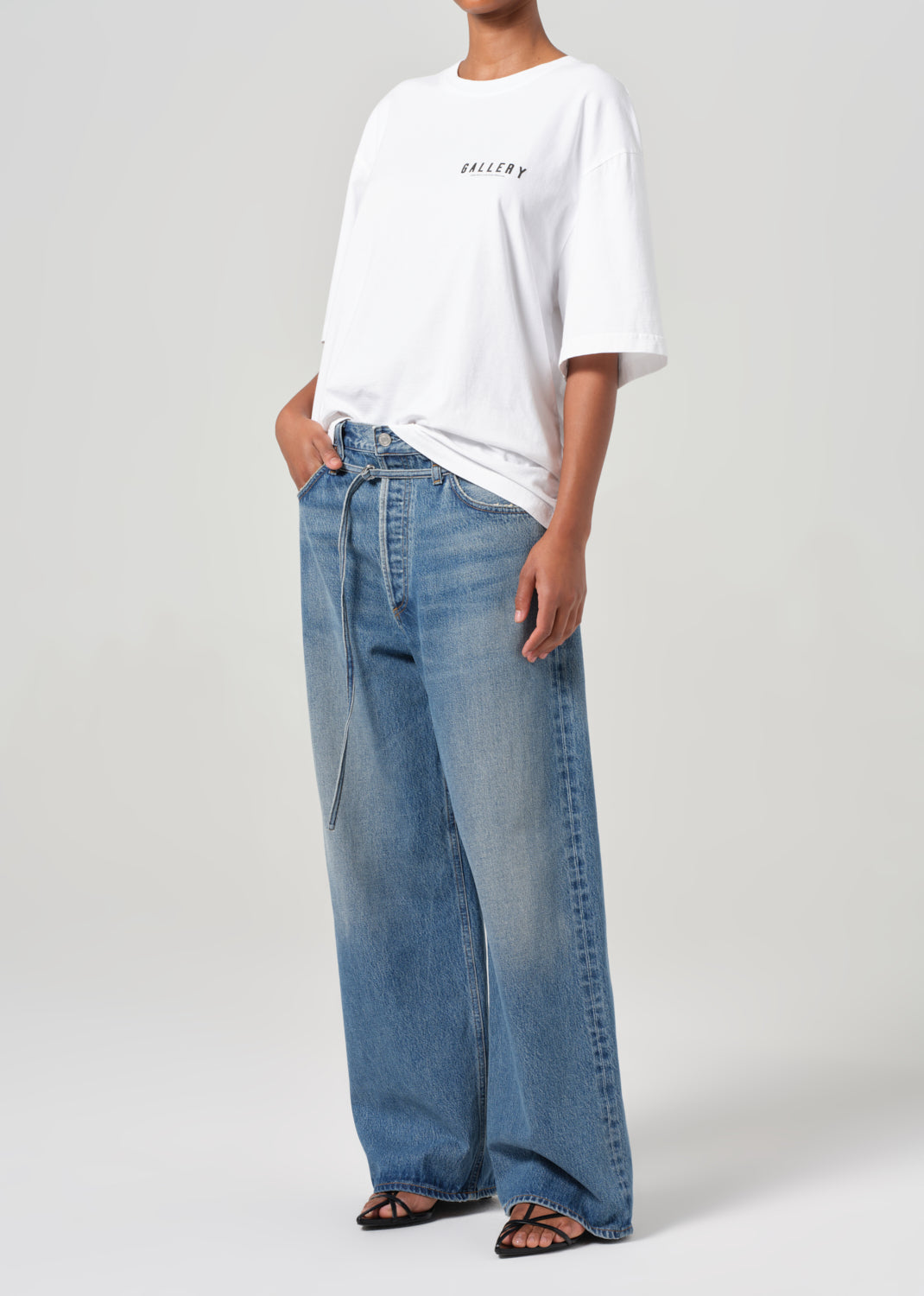 RSVP / AGOLDE Gallery S/S Tee in White / Black