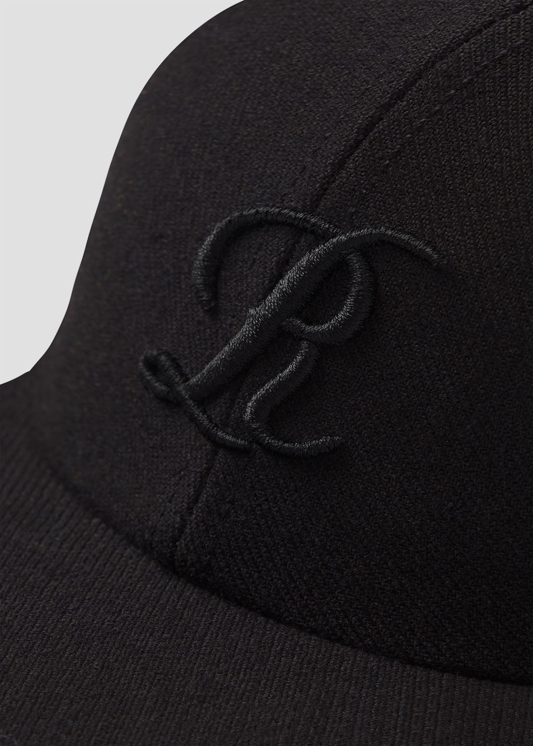 RSVP / AGOLDE R Hat in Black